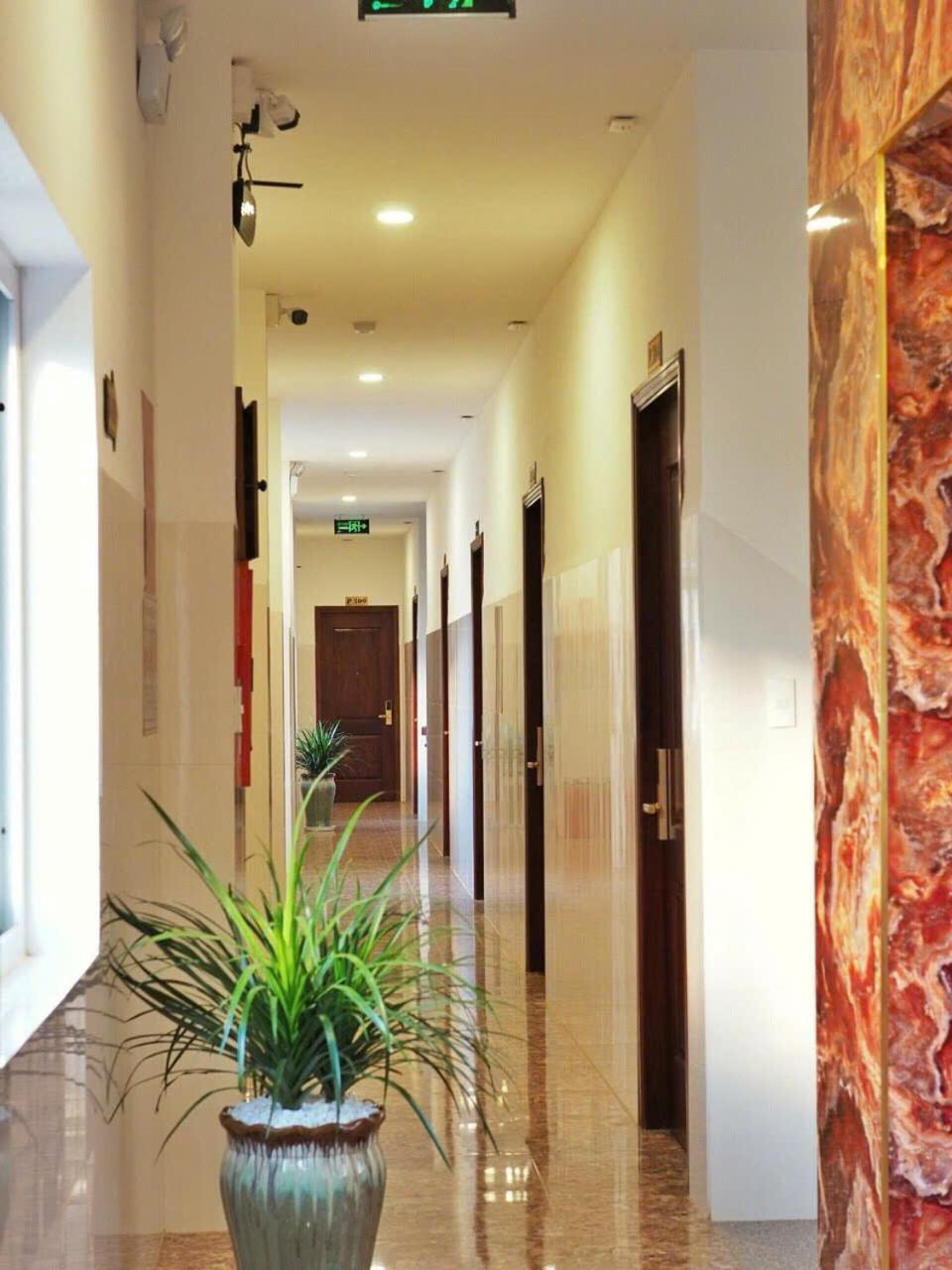 Khach San My Ngoc Hotel Buon Ma Thuot Exterior foto